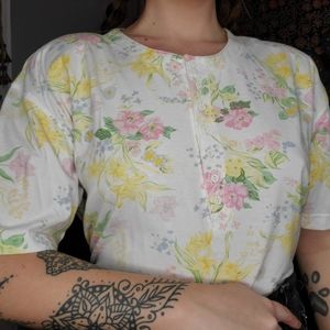 Beautiful cottage core shirt